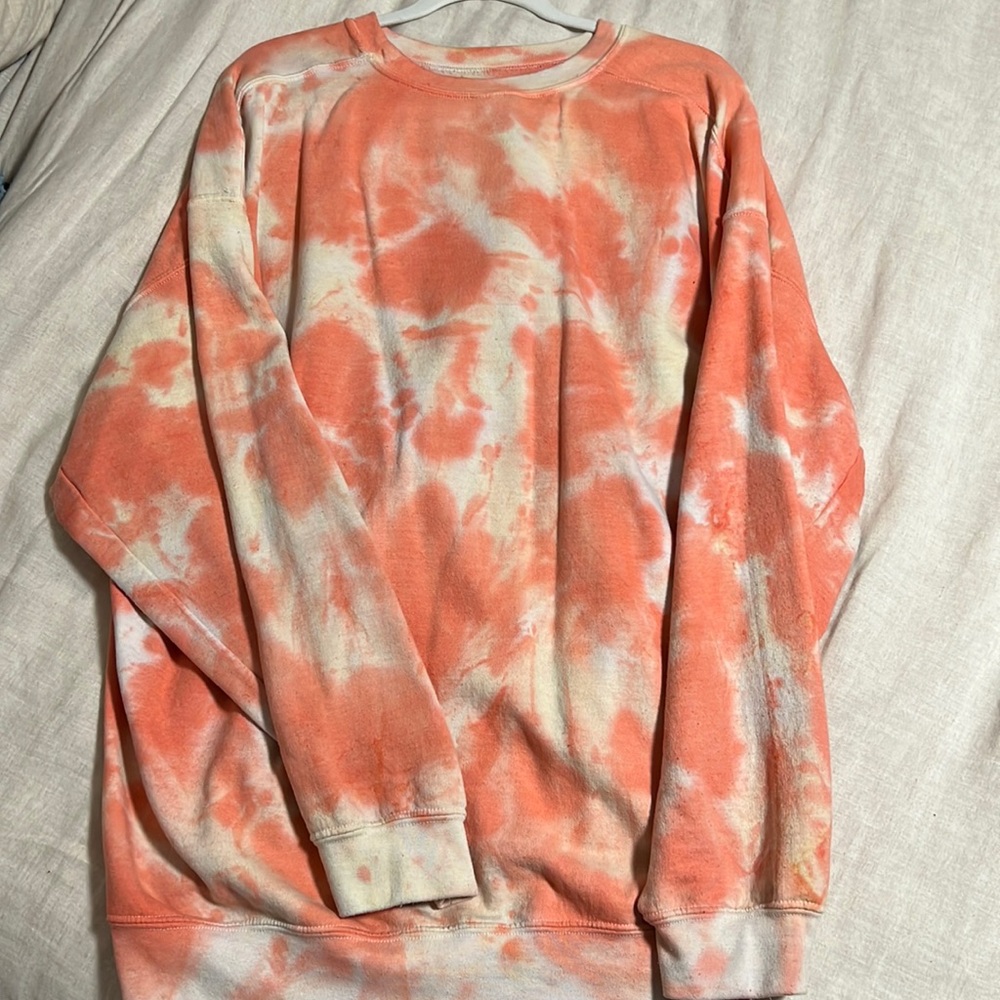 UO Tie Dye sweatsuit. Size Small.